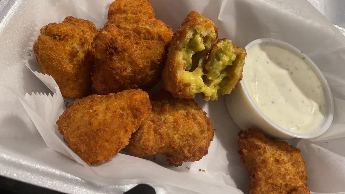 Bud's Bar & Grill